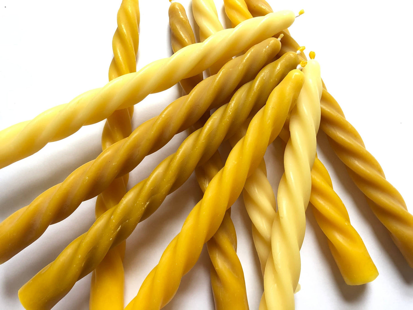 Beeswax Twisted Taper Dinner Candle - Set of 5