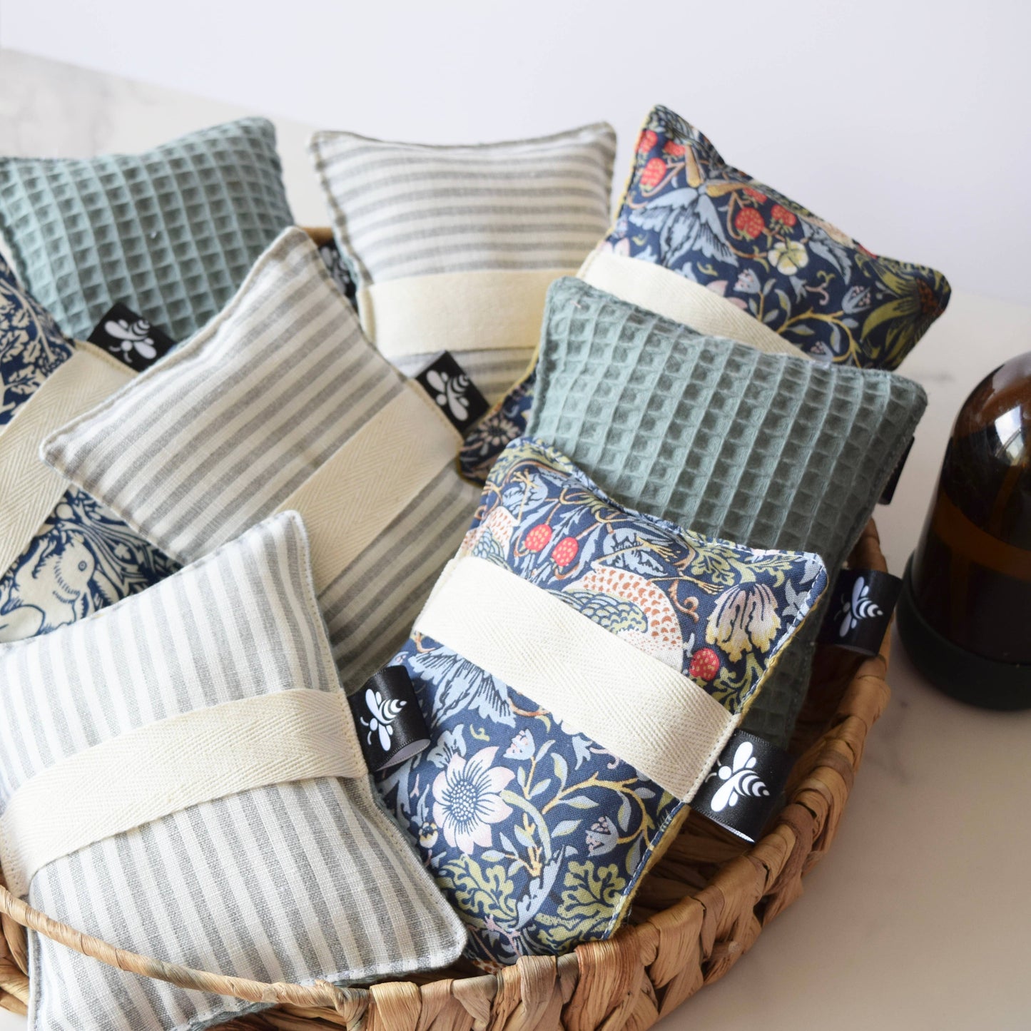 William Morris & Striped Linen Kitchen Sponge: Strawberry Thief