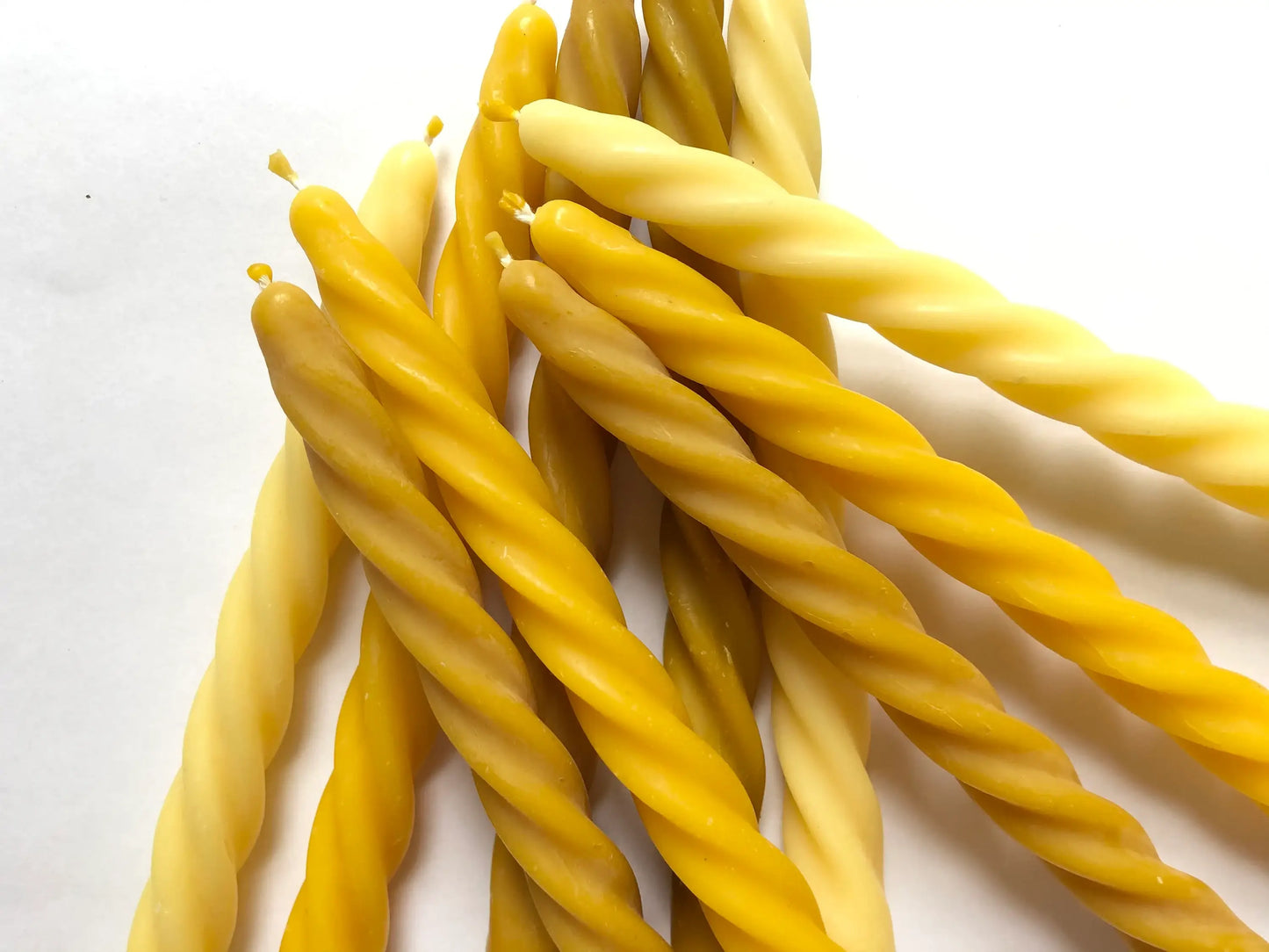 Beeswax Twisted Taper Dinner Candle - Set of 5