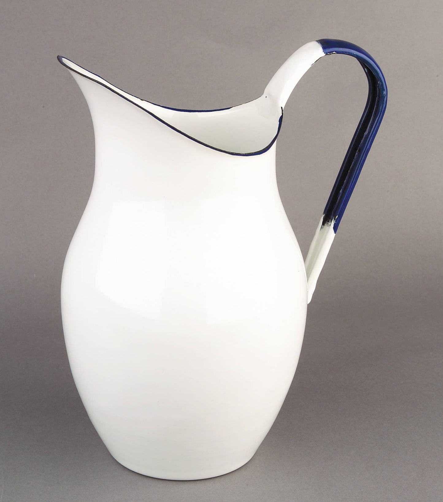 White Pumped Jug 2.5 Litre