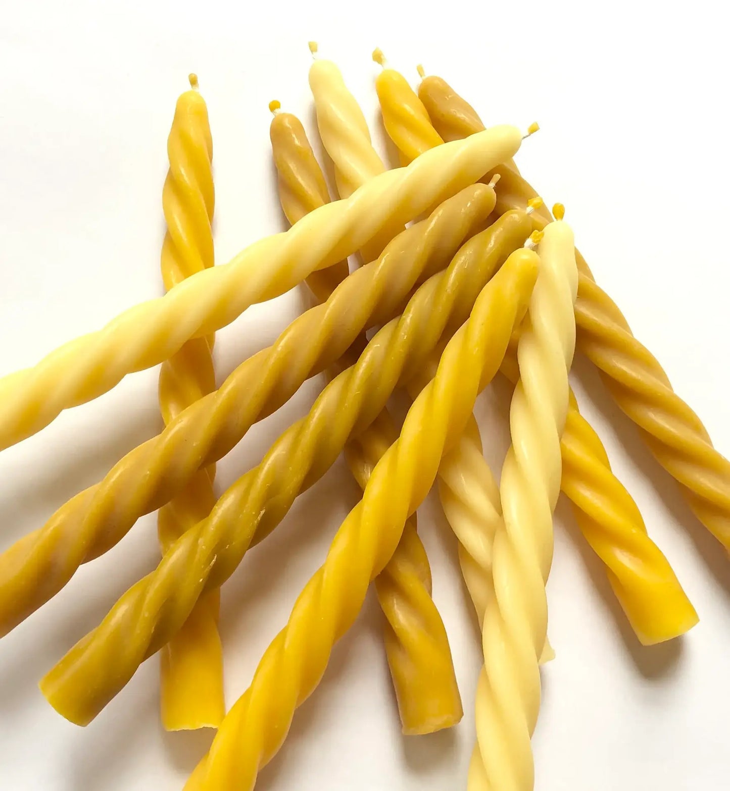 Beeswax Twisted Taper Dinner Candle - Set of 5