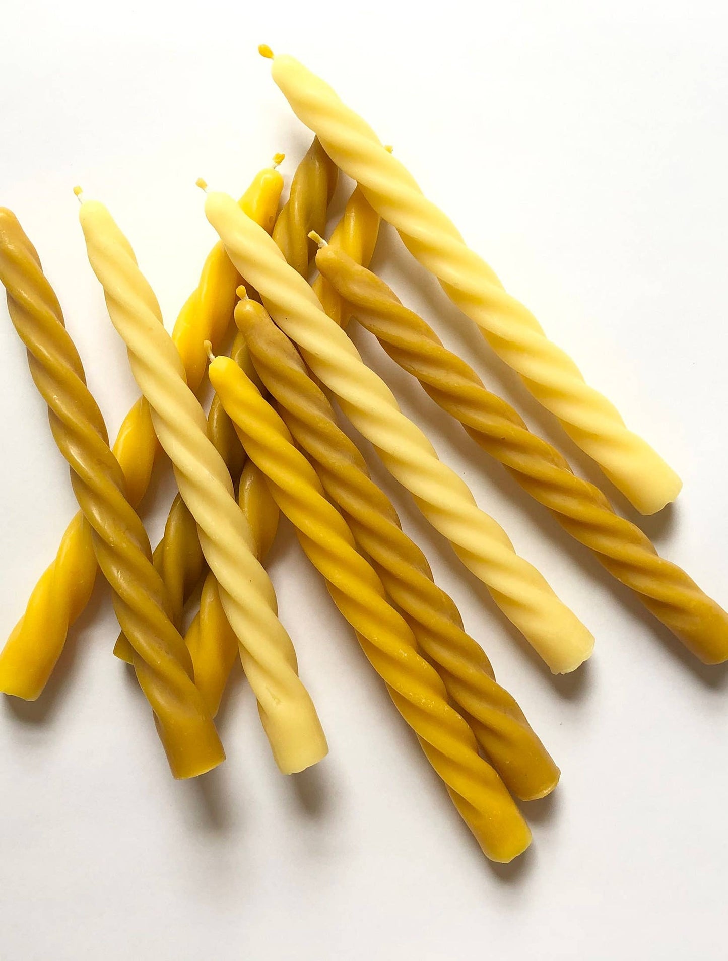 Beeswax Twisted Taper Dinner Candle - Set of 5