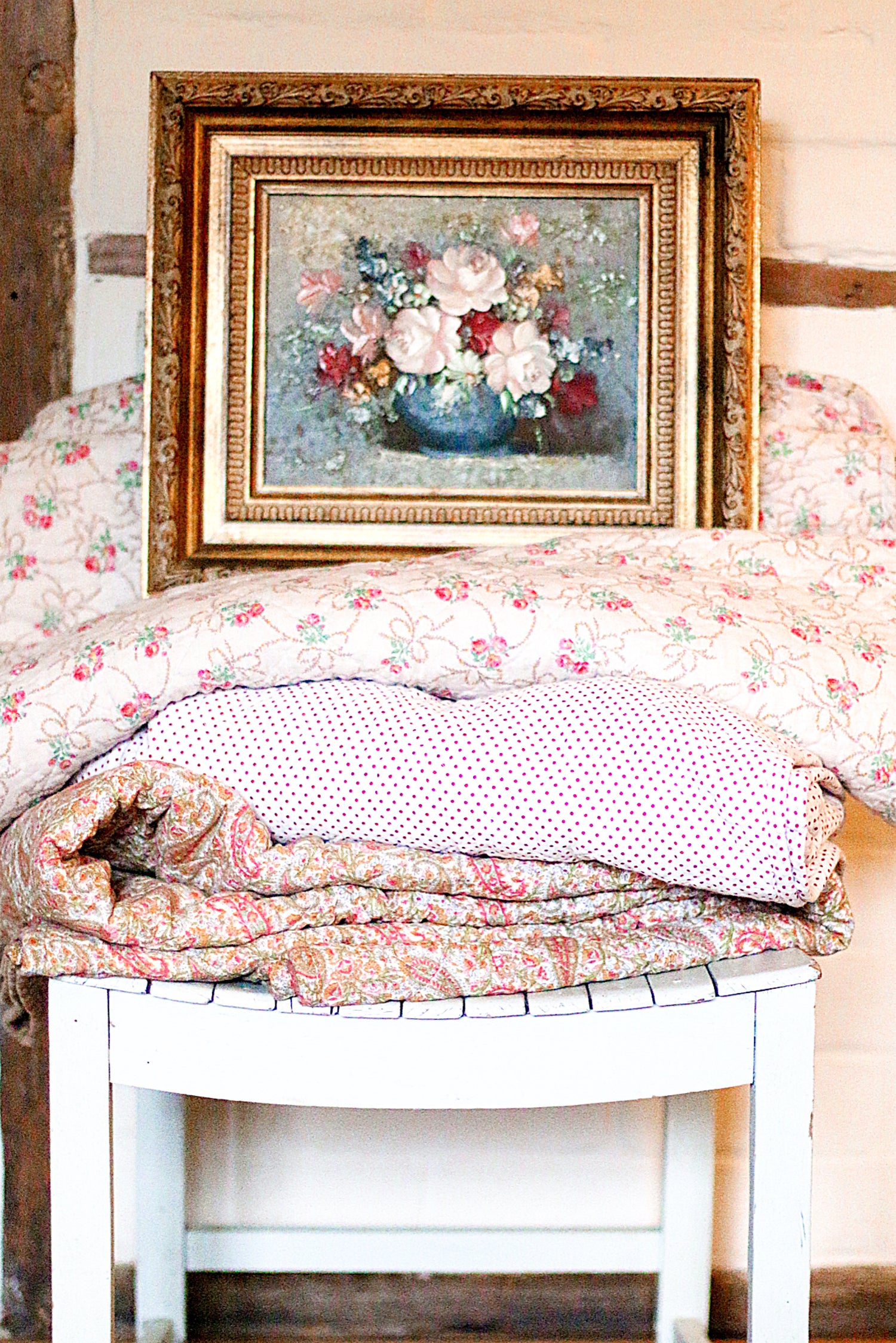COSY CUSHIONS & THROWS