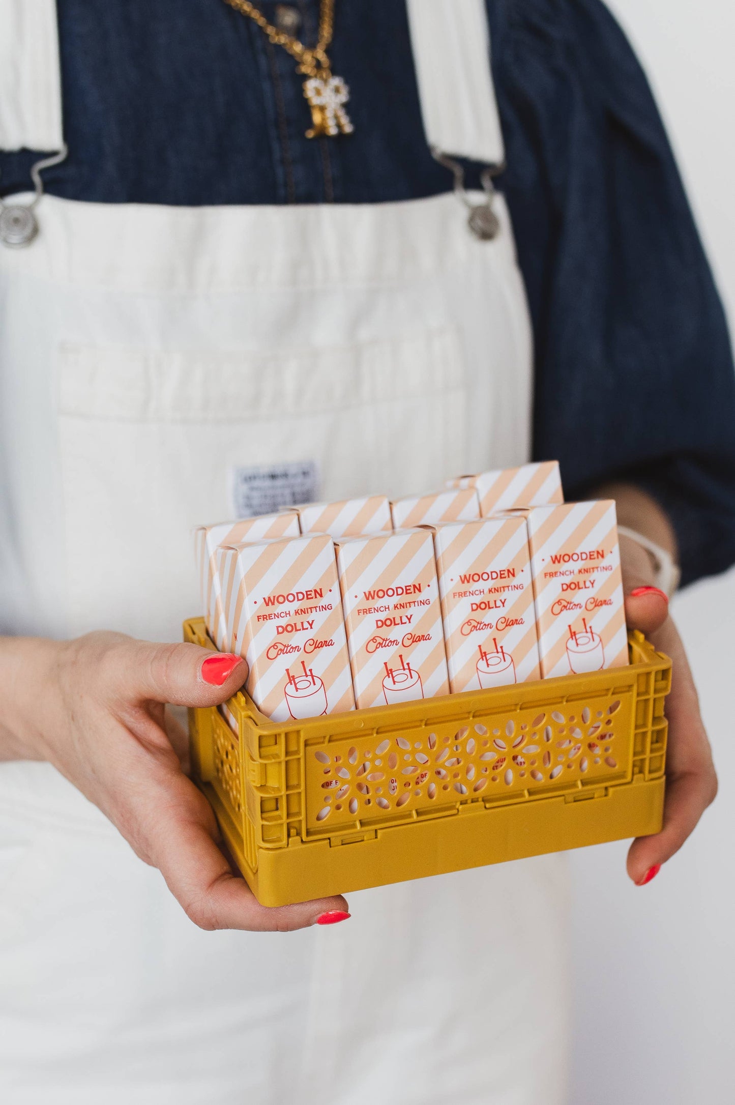 French Knitting Bobbin – Wooden Dolly