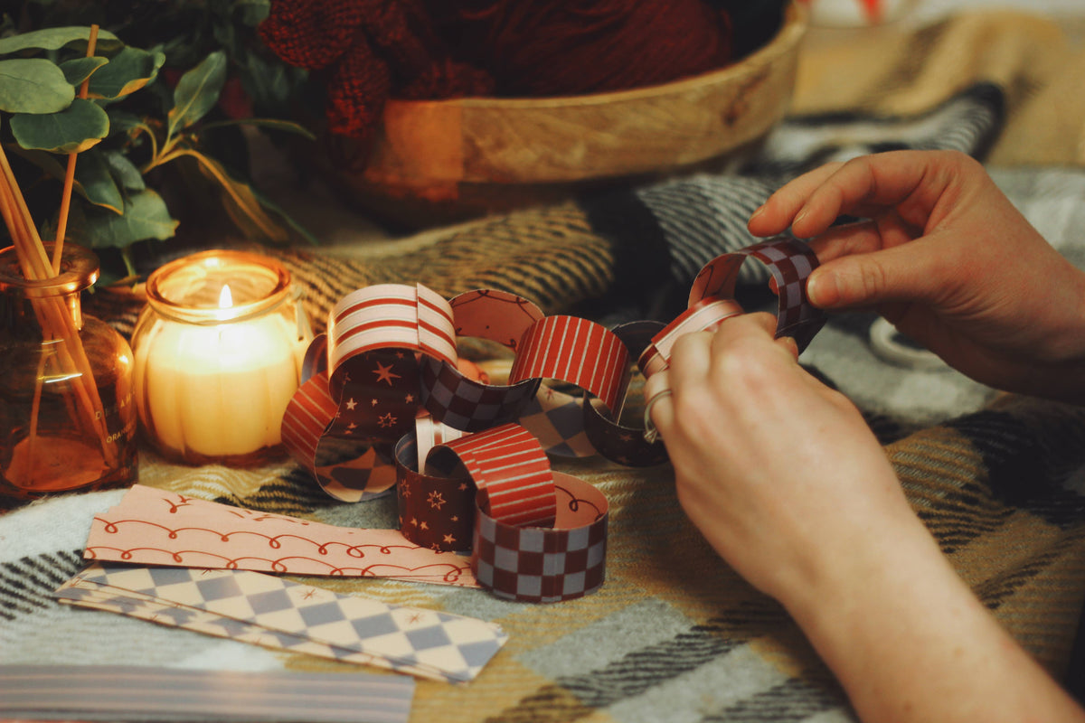 The Merry Paper Chain Kit