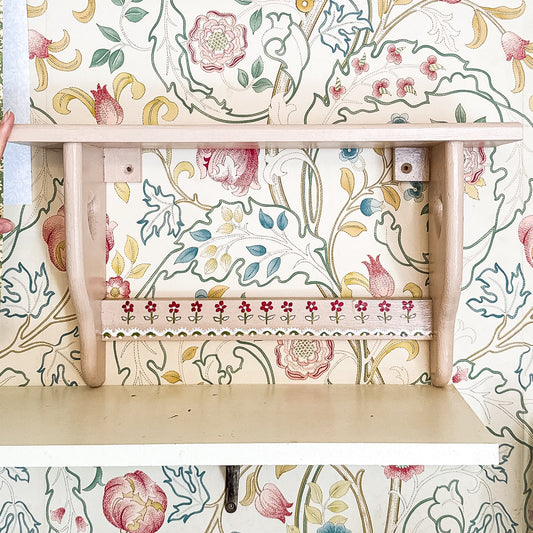 Handmade in Sussex - The Wildflower Shelf