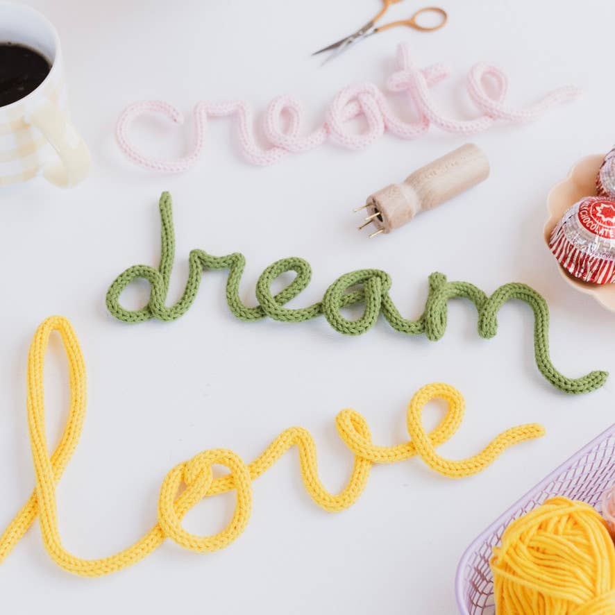 French Knitting Bobbin – Wooden Dolly