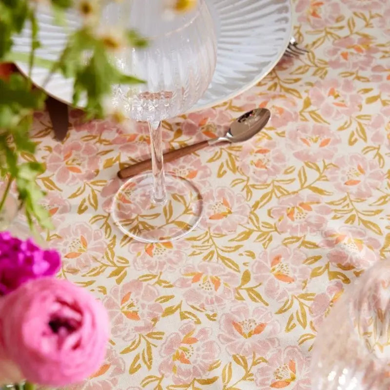 Tablecloth - Petunia Pink: 170 x 250