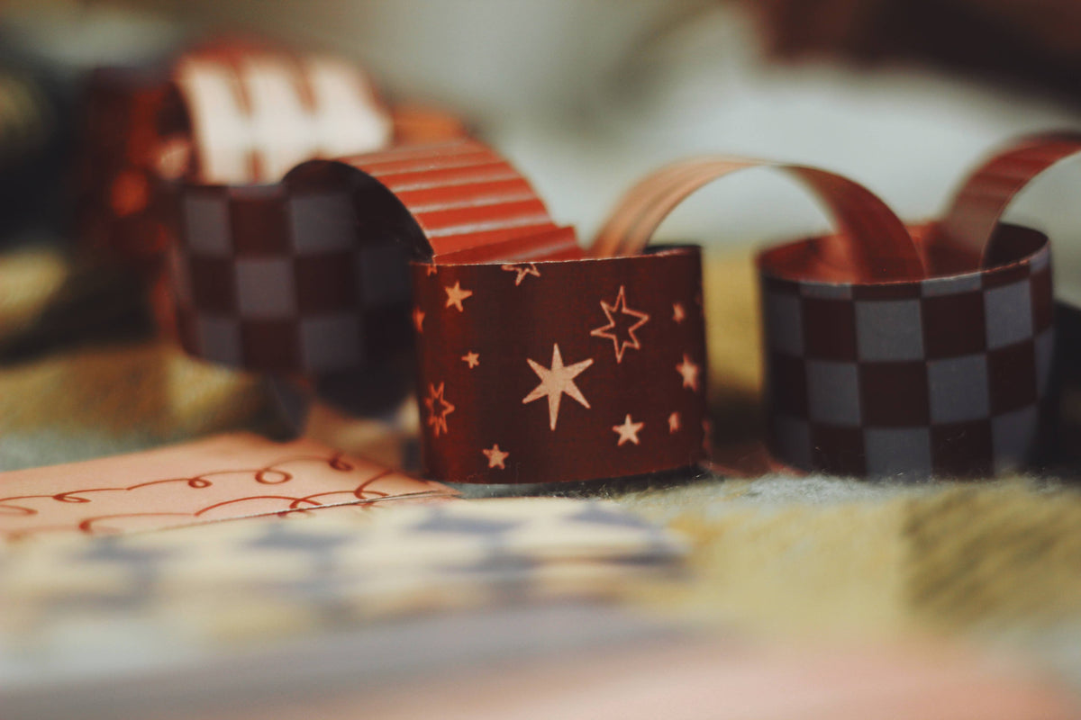 The Merry Paper Chain Kit