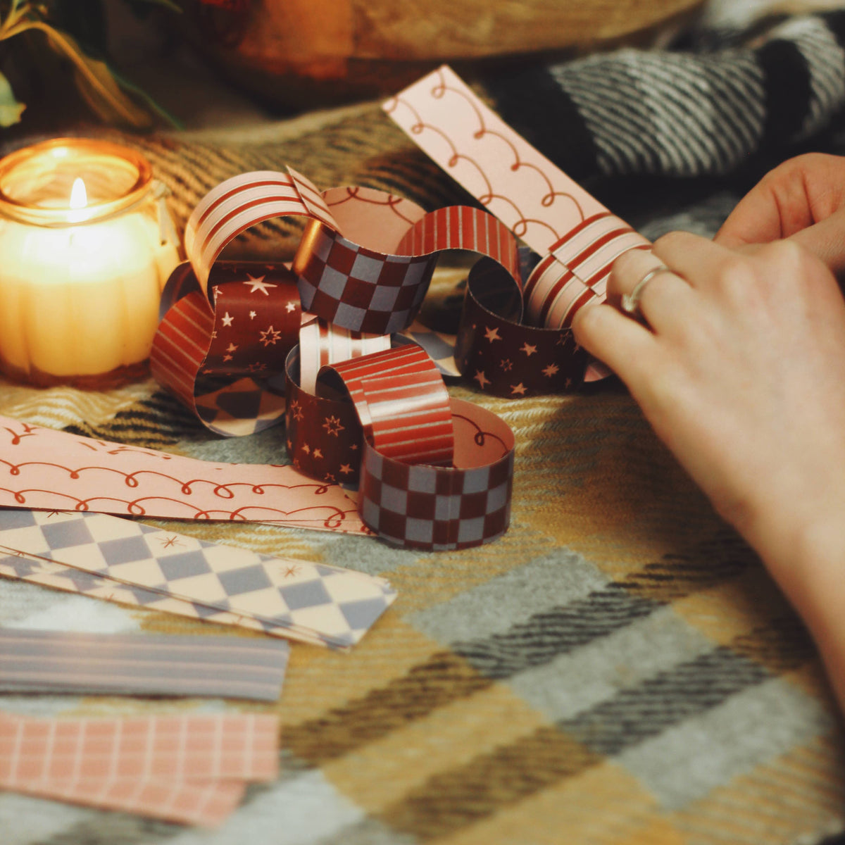The Merry Paper Chain Kit
